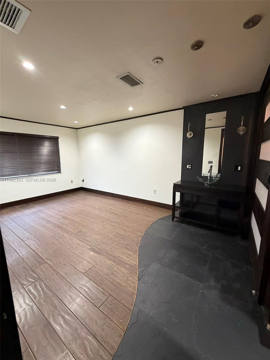 9850 NW 15th Ct # 9850