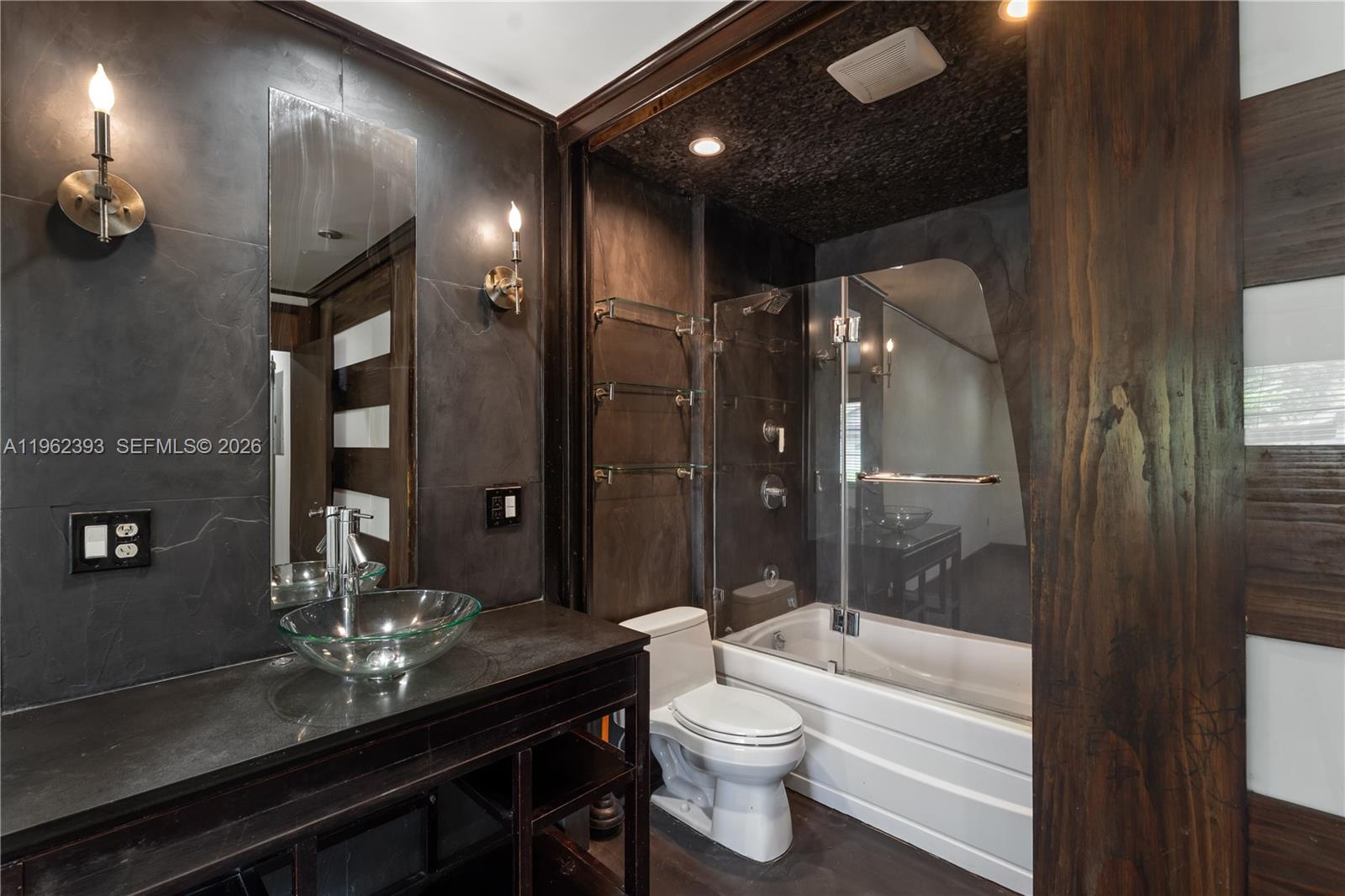 9850 NW 15th Ct # 9850