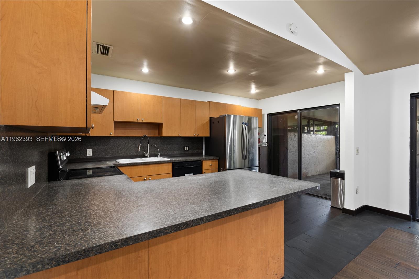 9850 NW 15th Ct # 9850