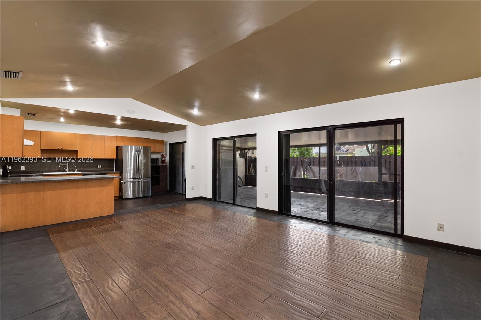 9850 NW 15th Ct # 9850