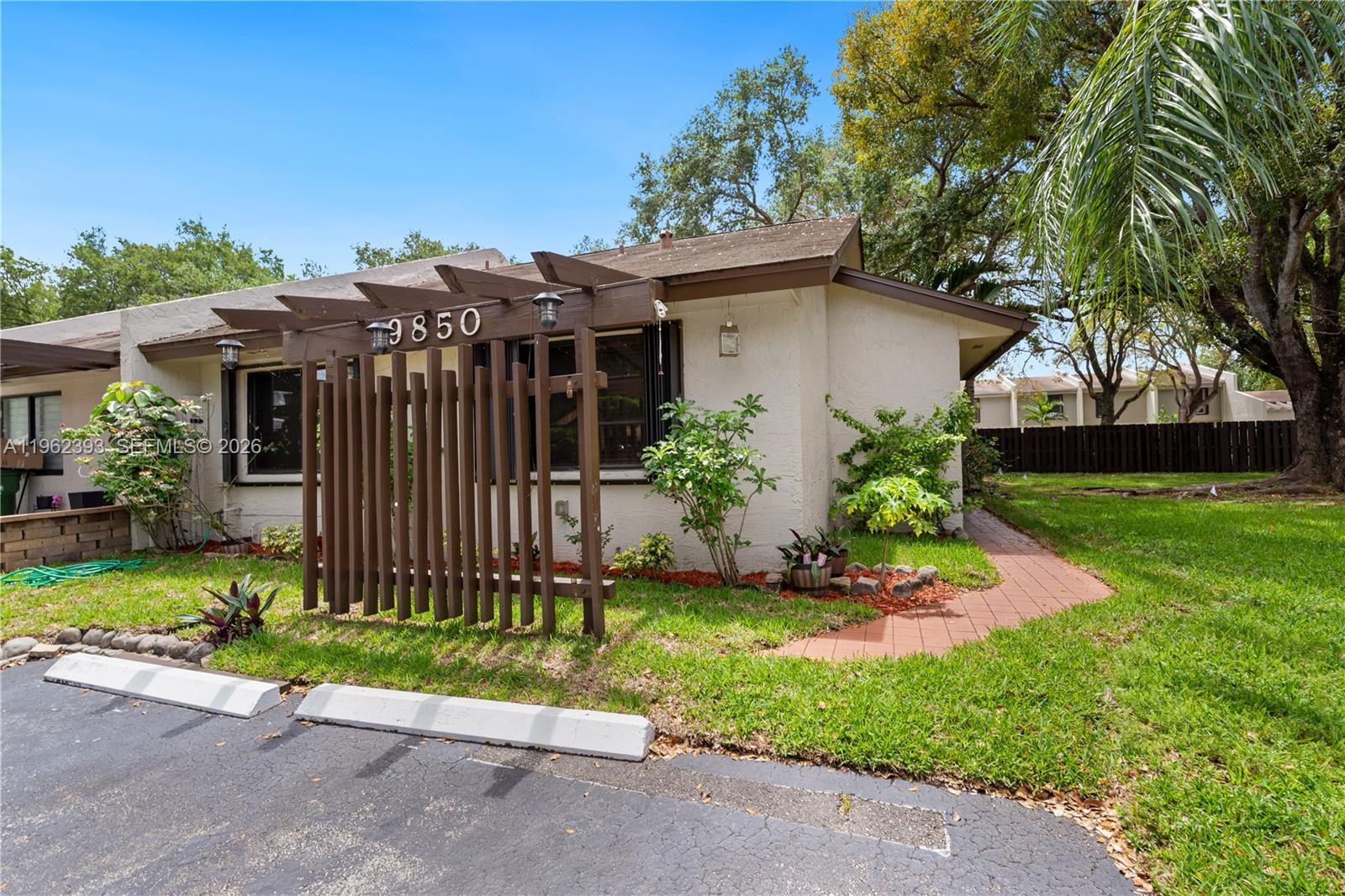 9850 NW 15th Ct # 9850