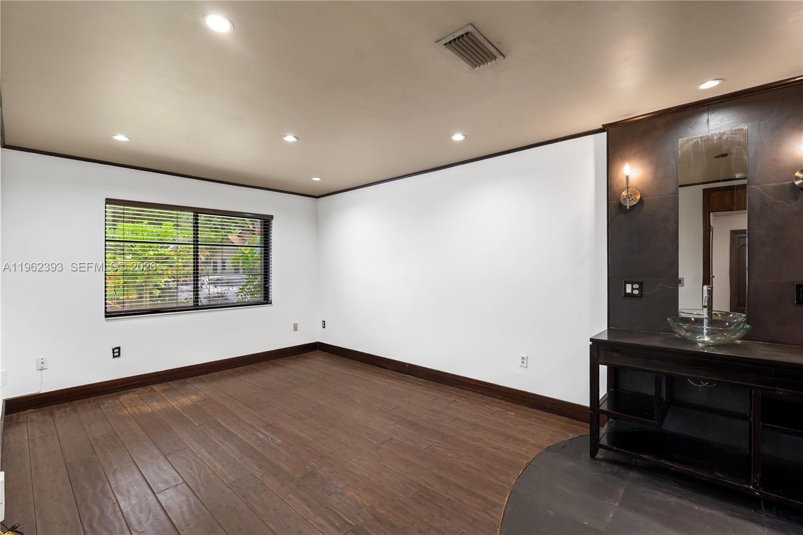 9850 NW 15th Ct # 9850