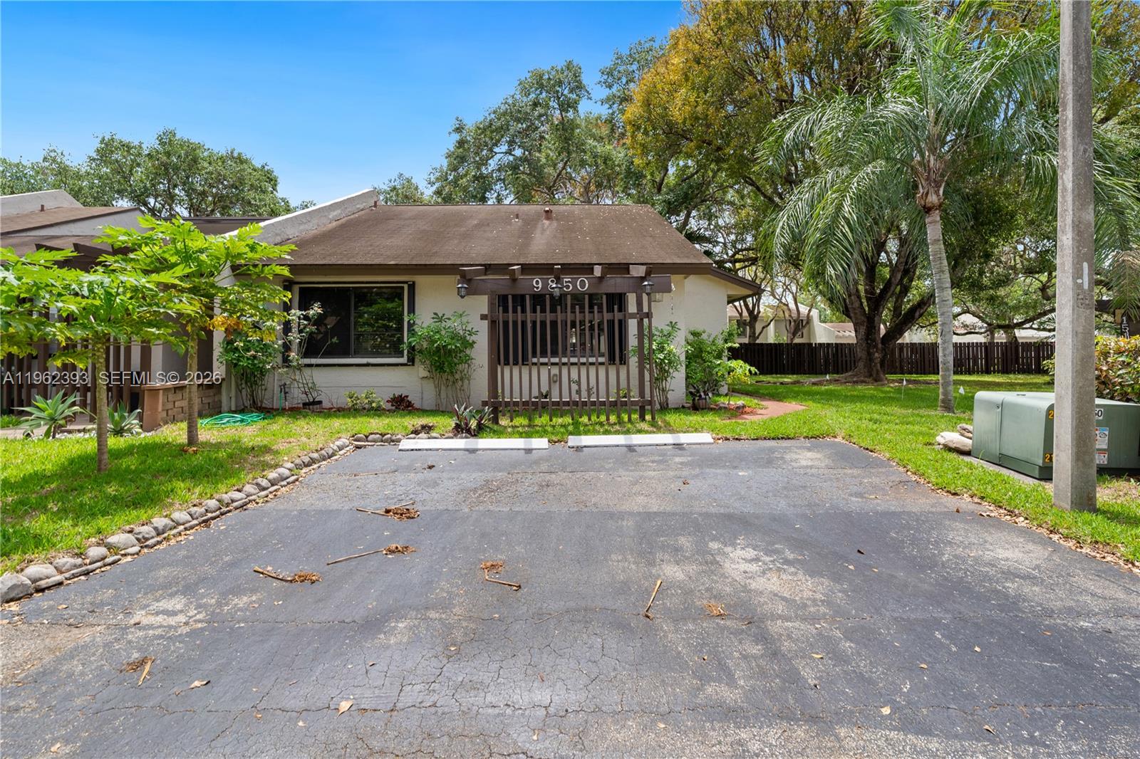 9850 NW 15th Ct # 9850