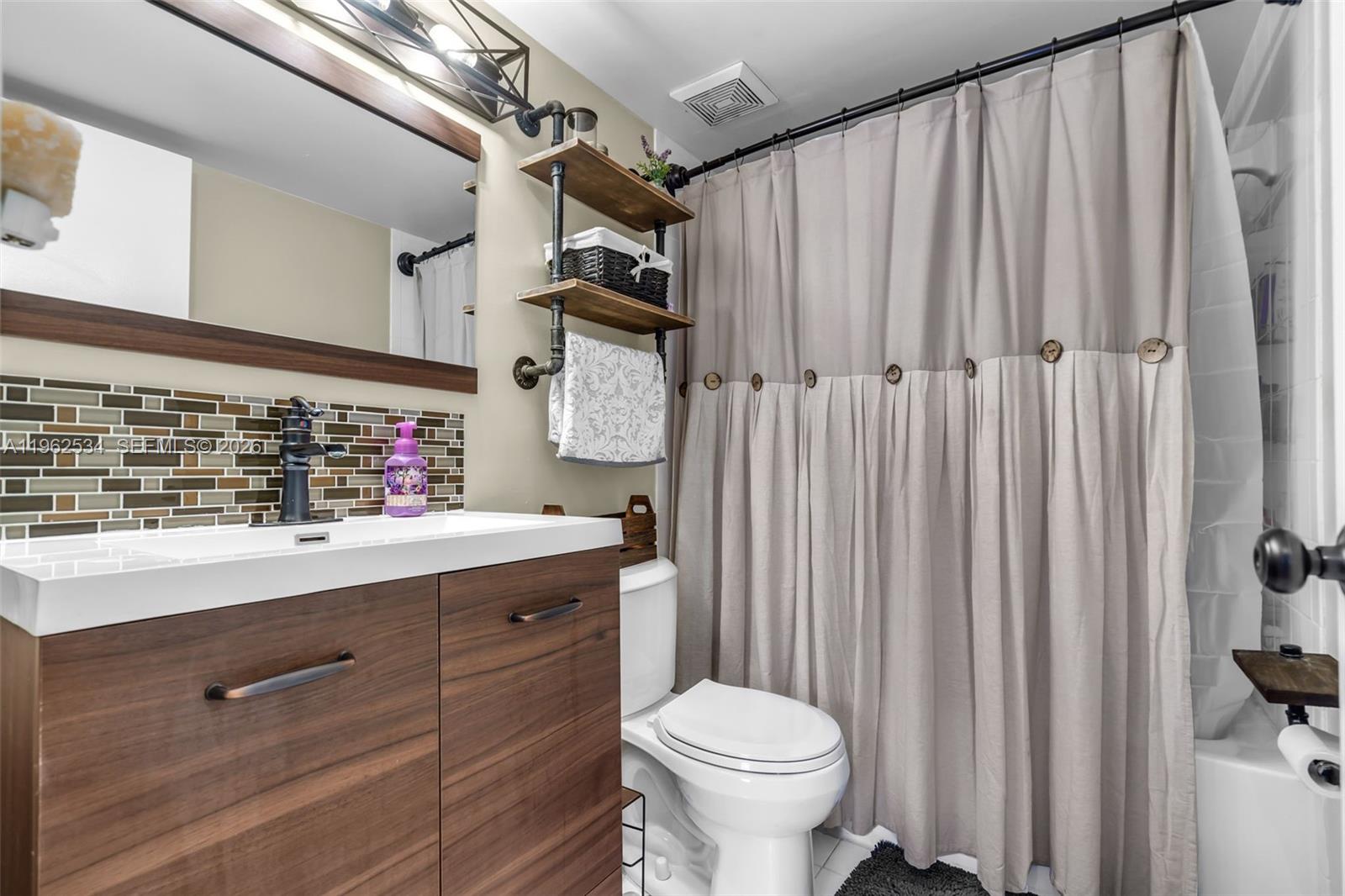 12178 Saint Andrews Pl # 205