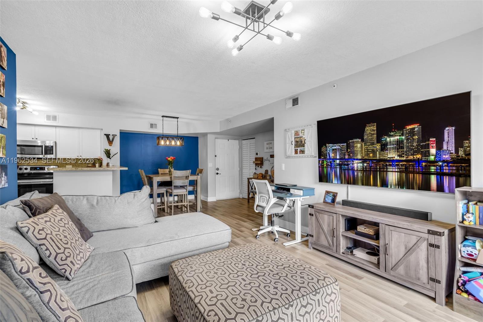 12178 Saint Andrews Pl # 205