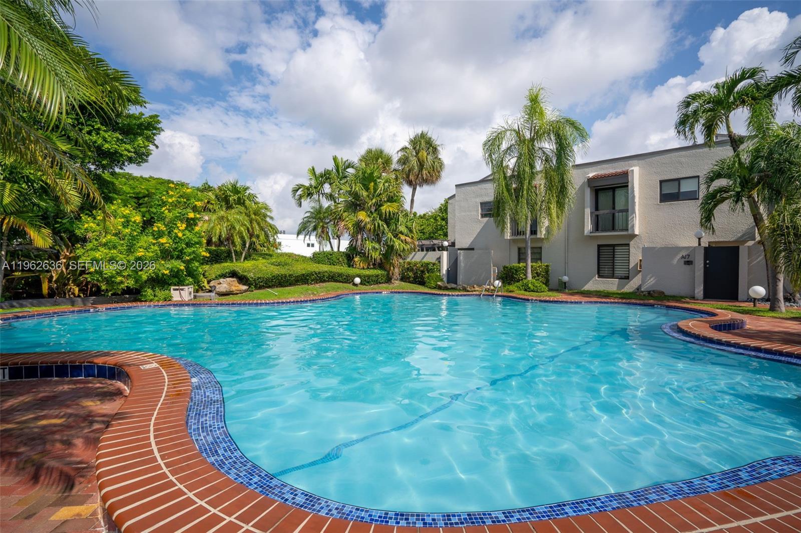 4726 SW 67th Ave # F6