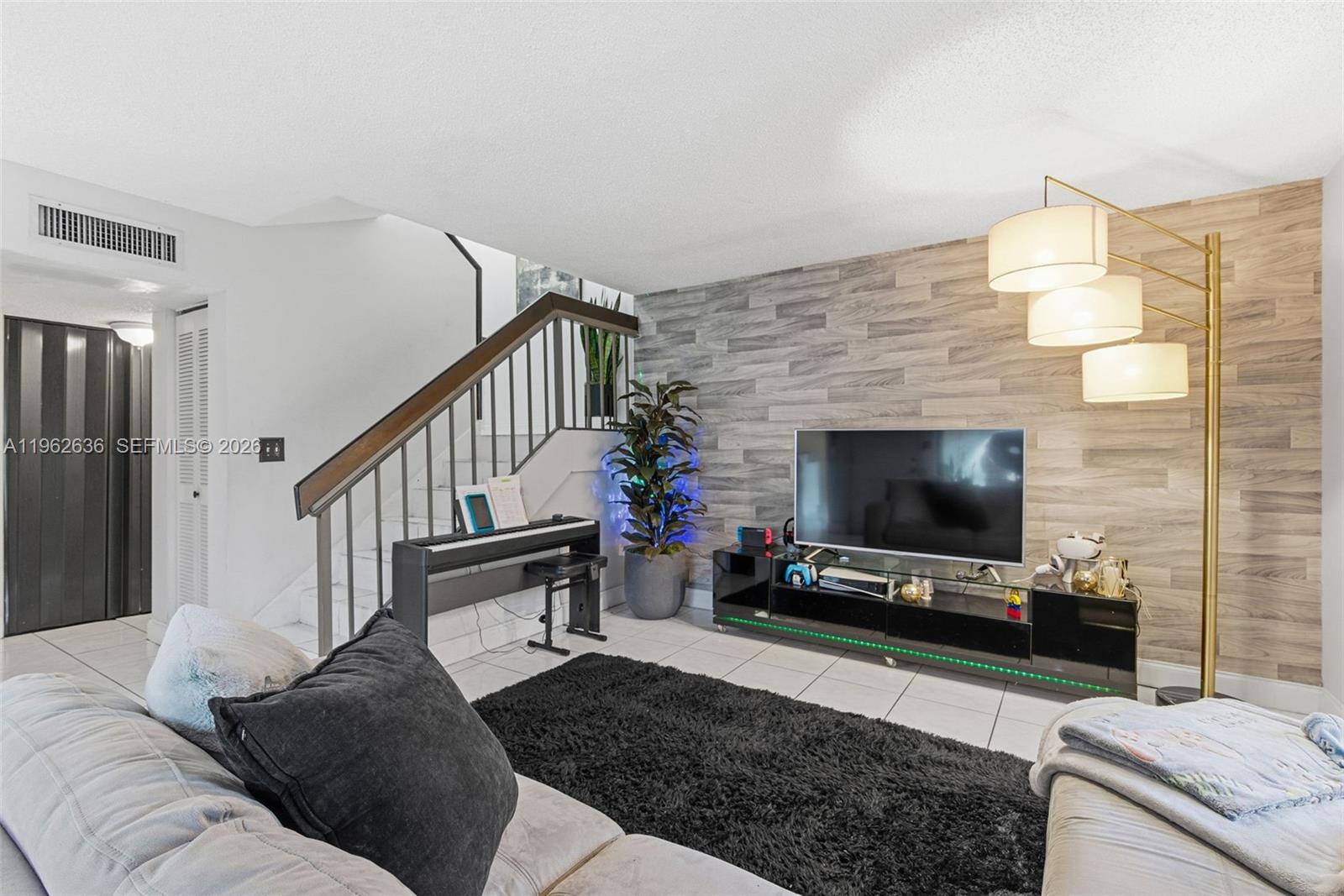 4726 SW 67th Ave # F6