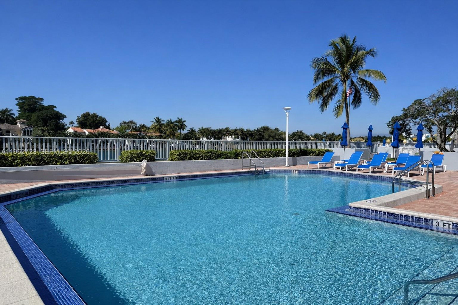 5700 Collins Ave # 1 Unit: CU-1