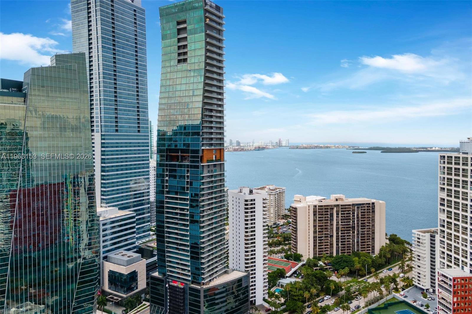 1451 Brickell Ave # 2204
