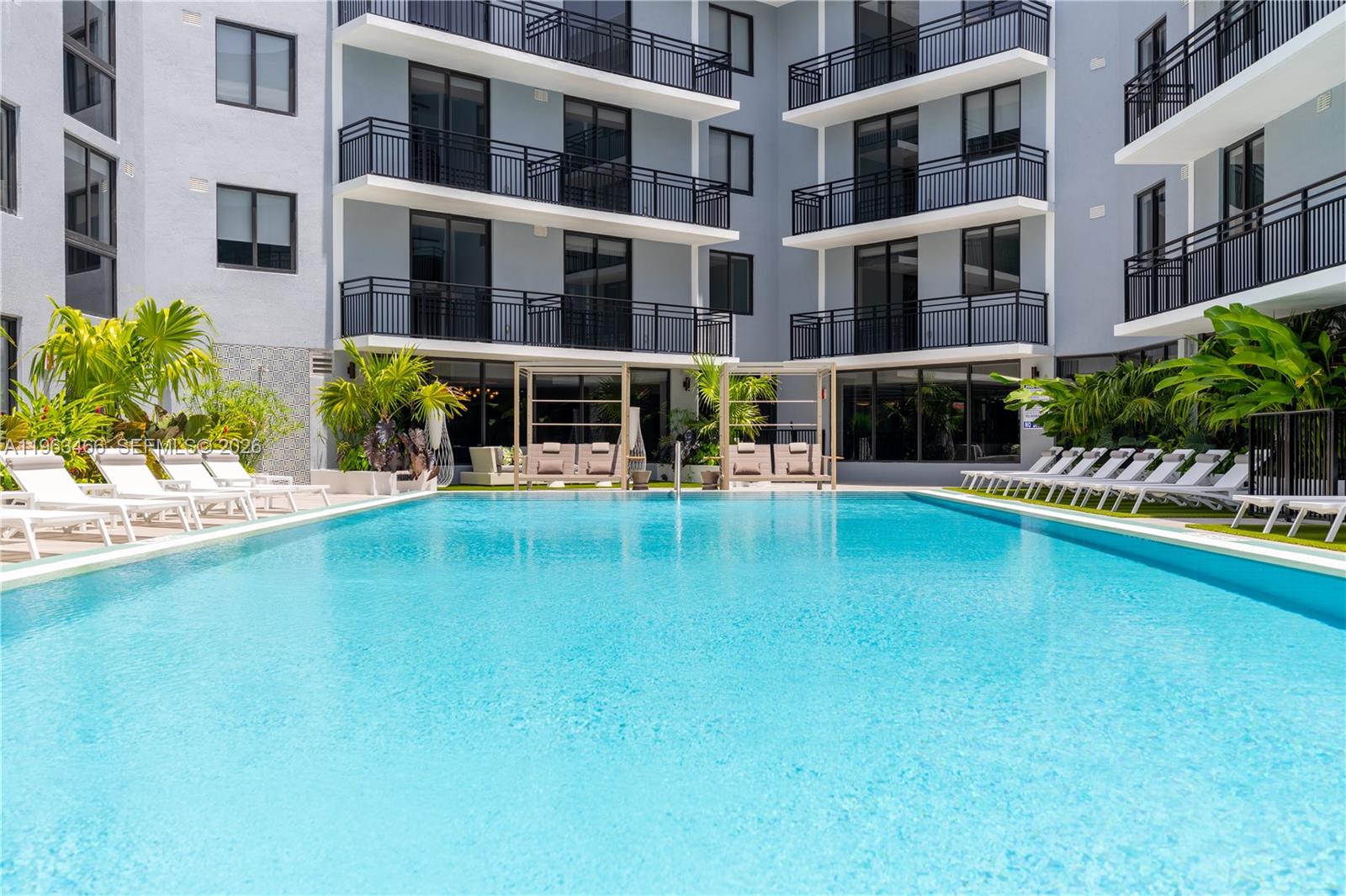 1005 Spring Garden Rd # 844 Unit: PH 844