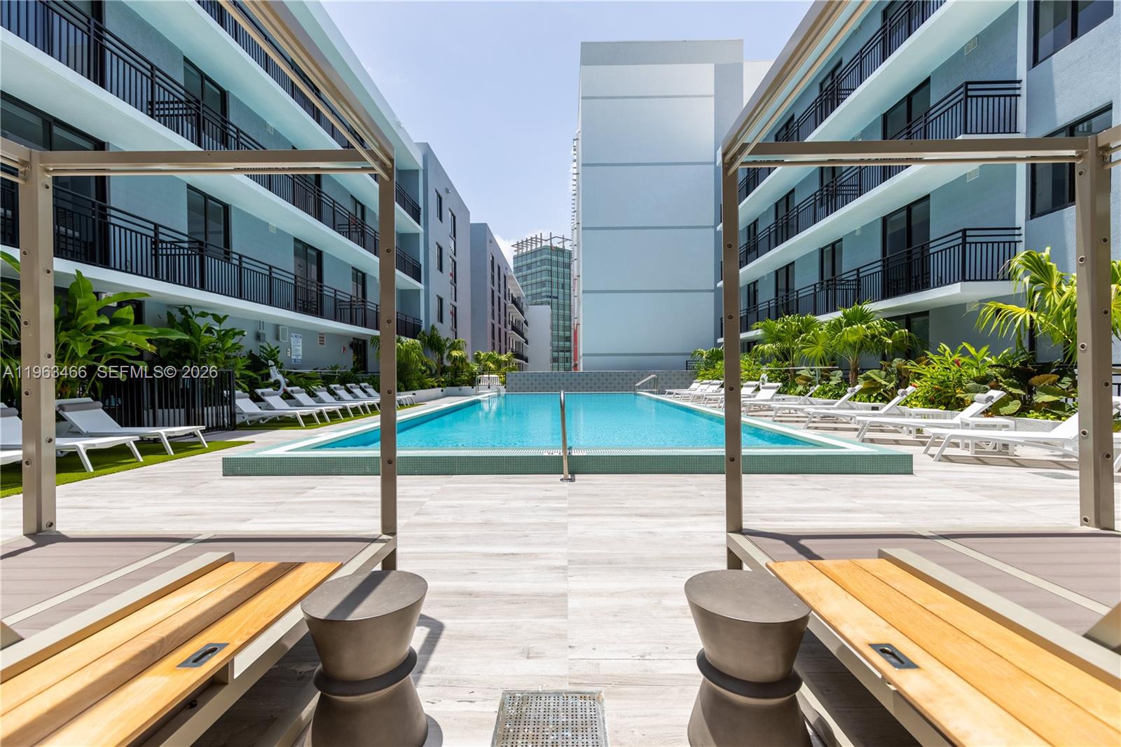 1005 Spring Garden Rd # 844 Unit: PH 844