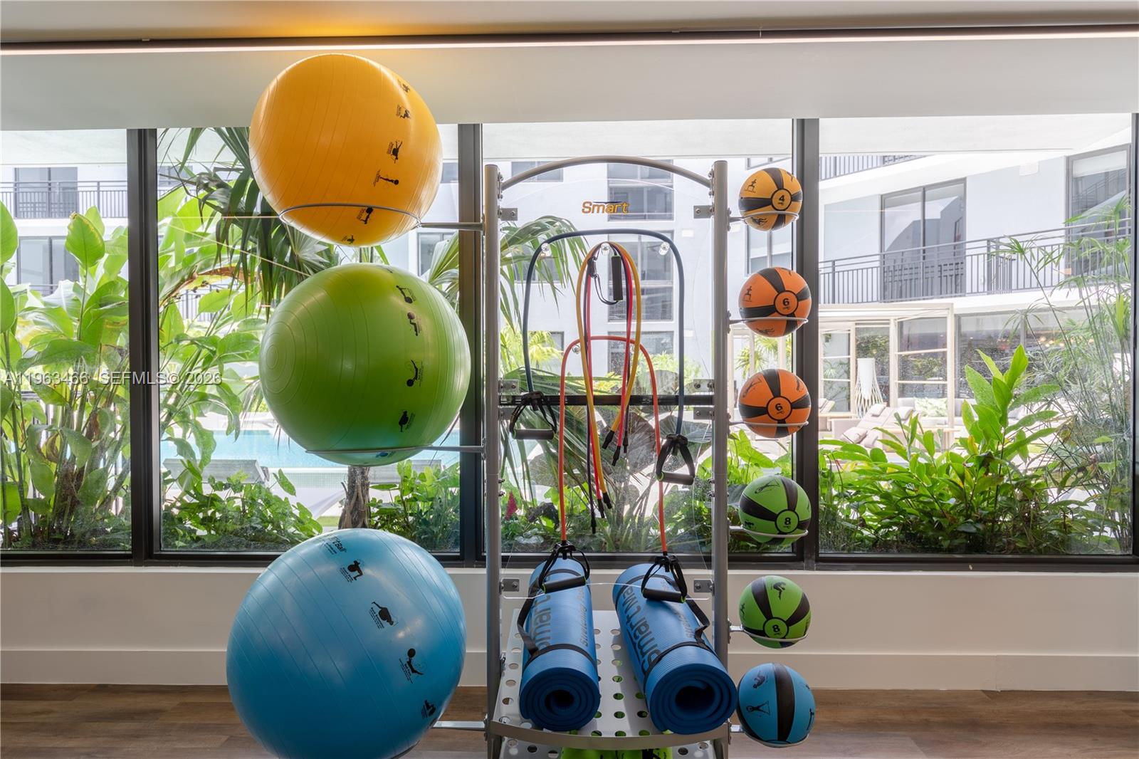 1005 Spring Garden Rd # 844 Unit: PH 844