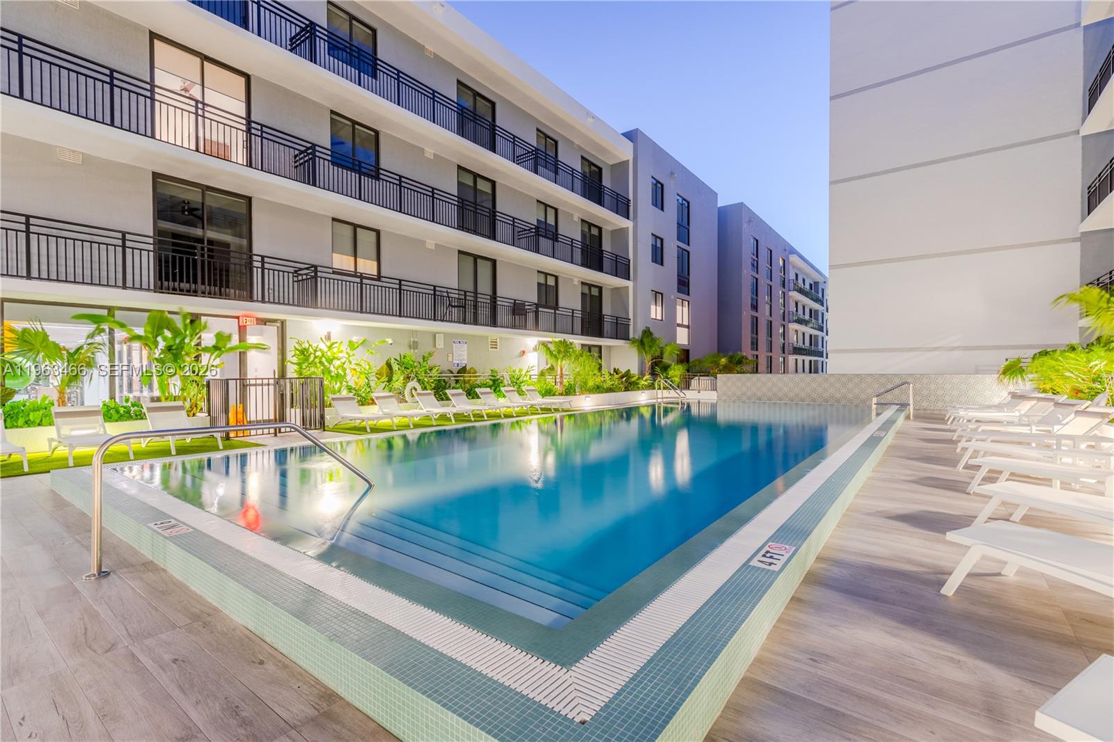 1005 Spring Garden Rd # 844 Unit: PH 844