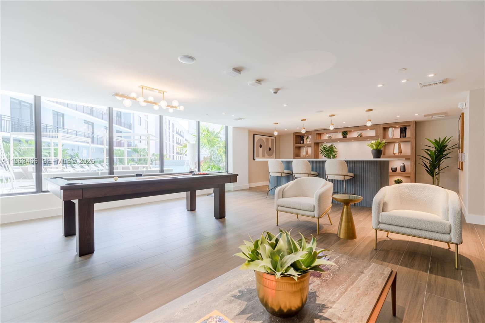 1005 Spring Garden Rd # 844 Unit: PH 844