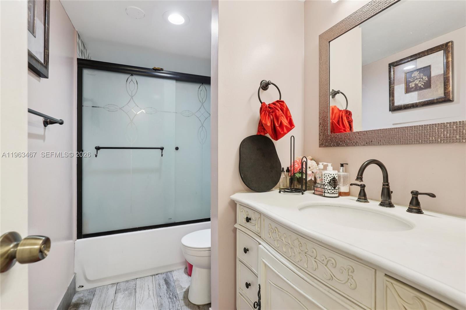 5732 Coral Lake Dr # 308