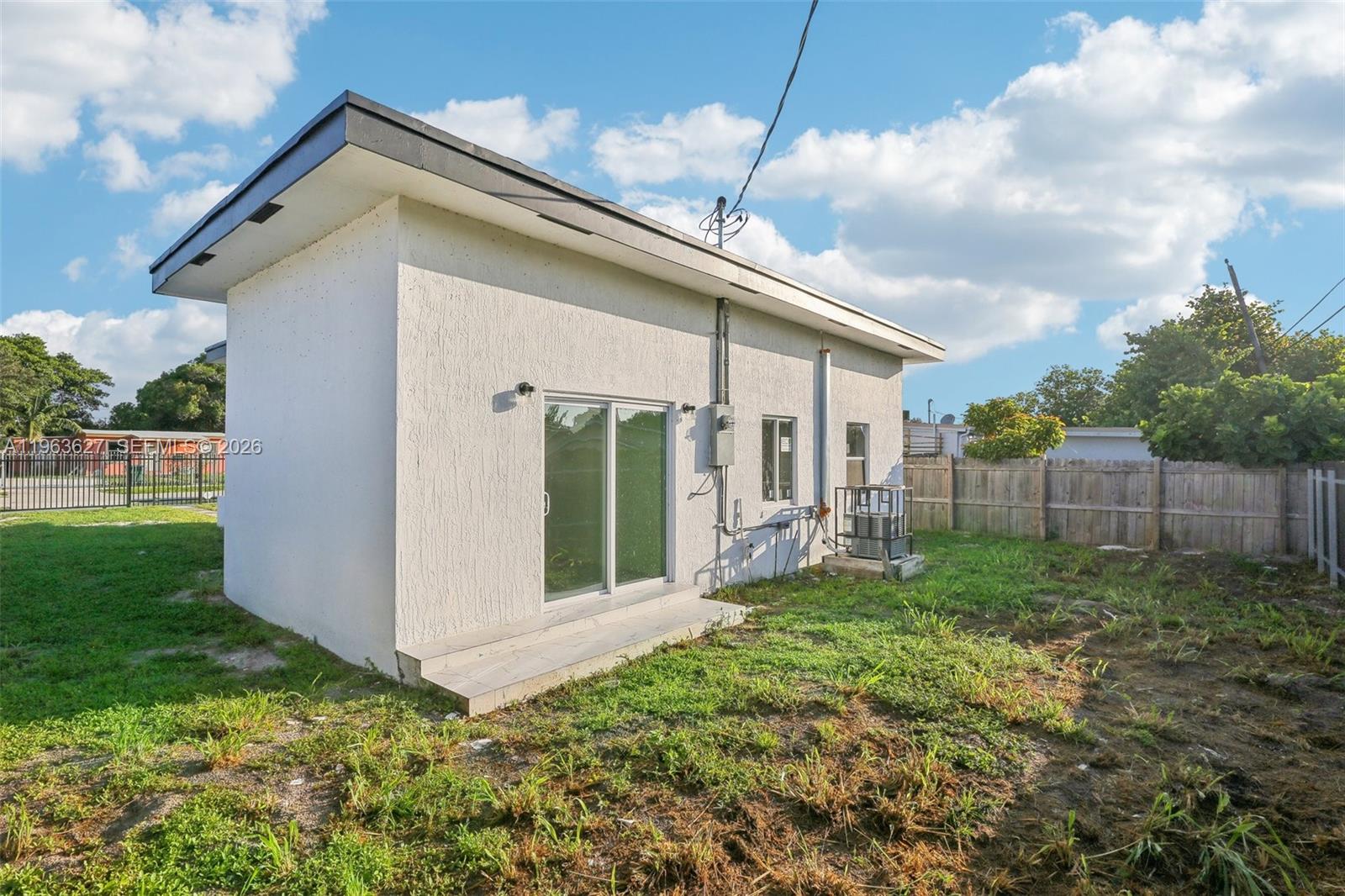 2360 Rutland St, Opa-Locka