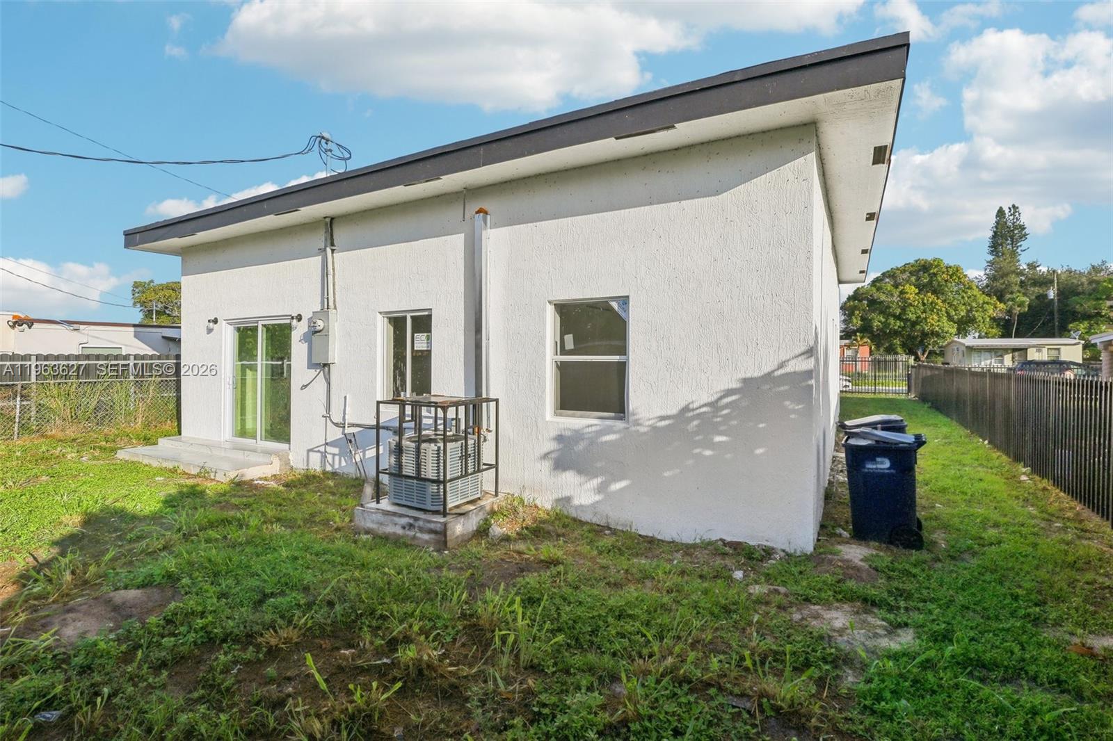 2360 Rutland St, Opa-Locka
