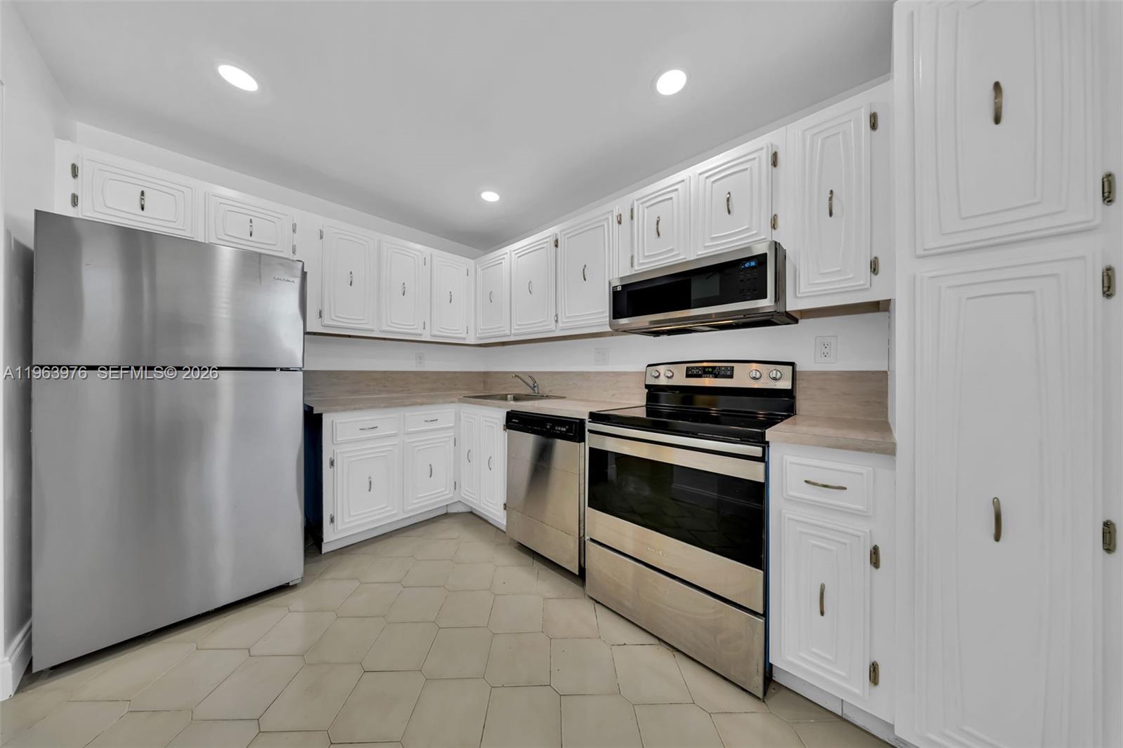 3801 Environ Blvd # 217