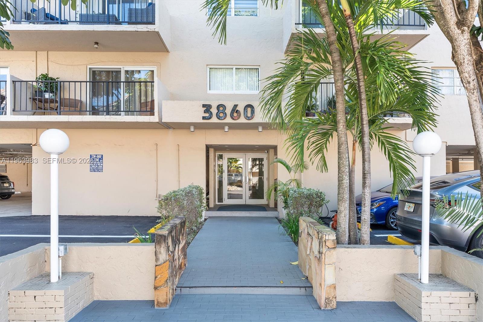 3860 NE 170th St # 205