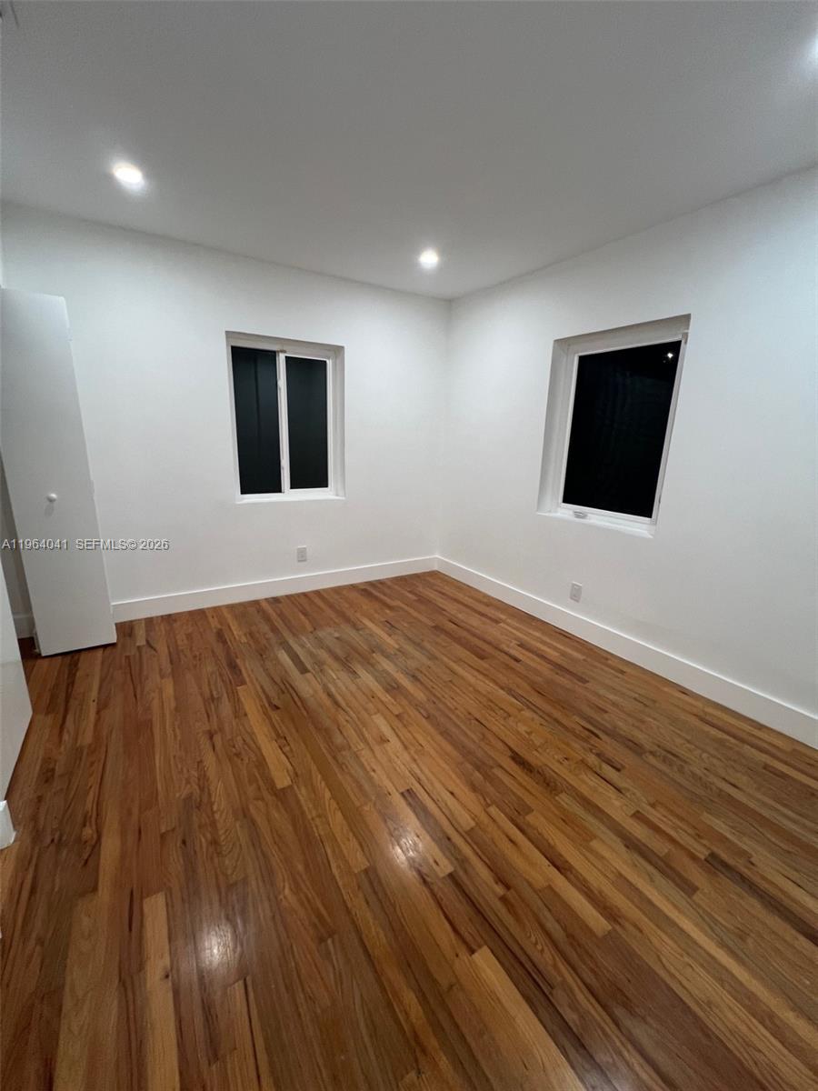 424 La Villa Dr # 1