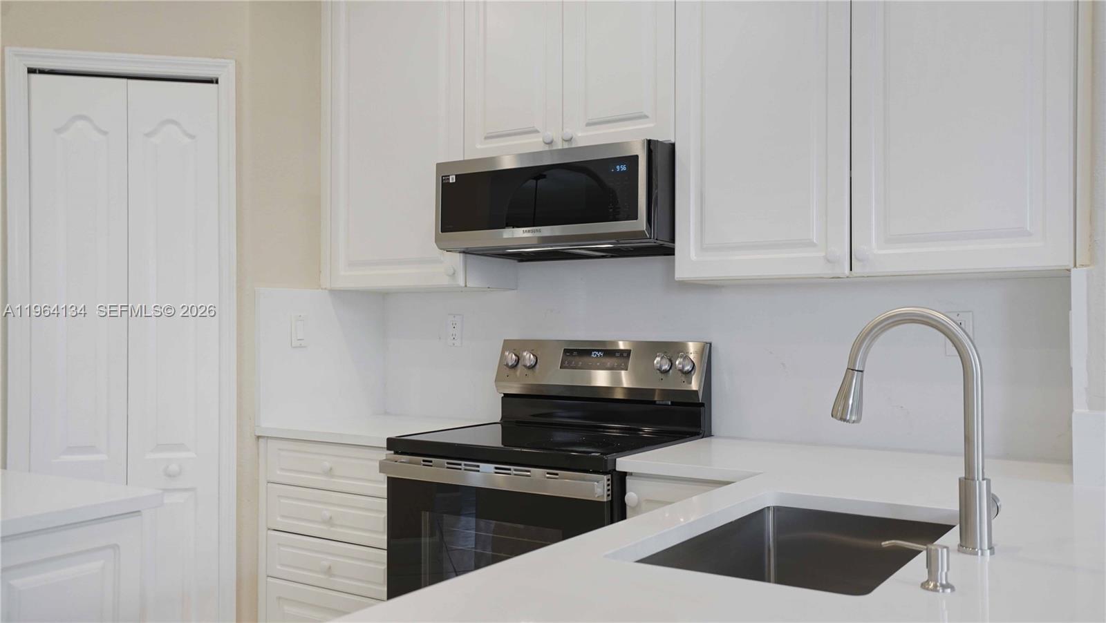 5486 NW 112th Path # 5486