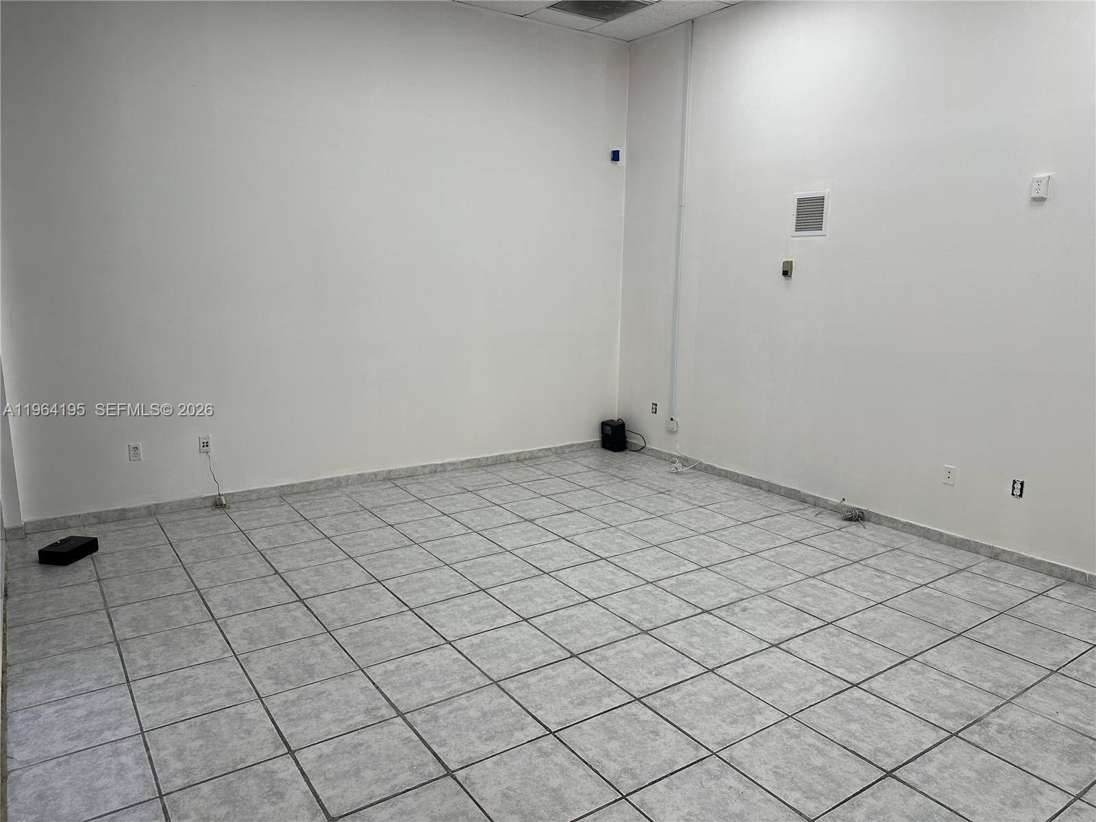 2330 NW 102nd Ave # 4 Unit: Bay 4