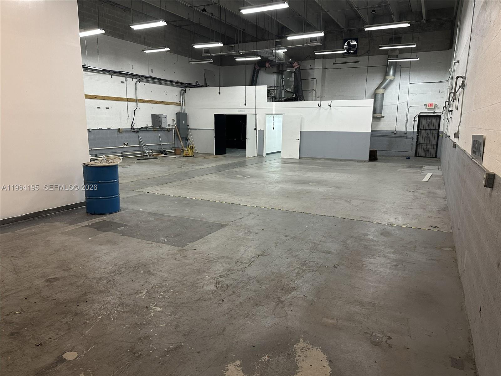 2330 NW 102nd Ave # 4 Unit: Bay 4