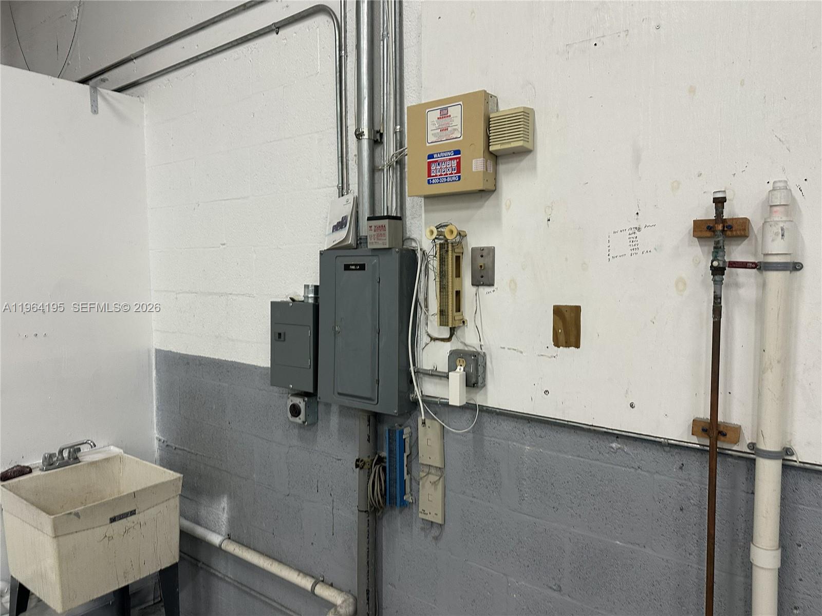 2330 NW 102nd Ave # 4 Unit: Bay 4