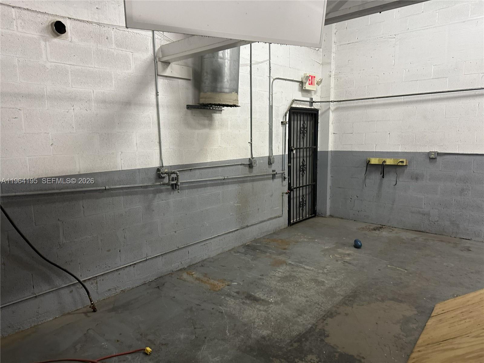 2330 NW 102nd Ave # 4 Unit: Bay 4