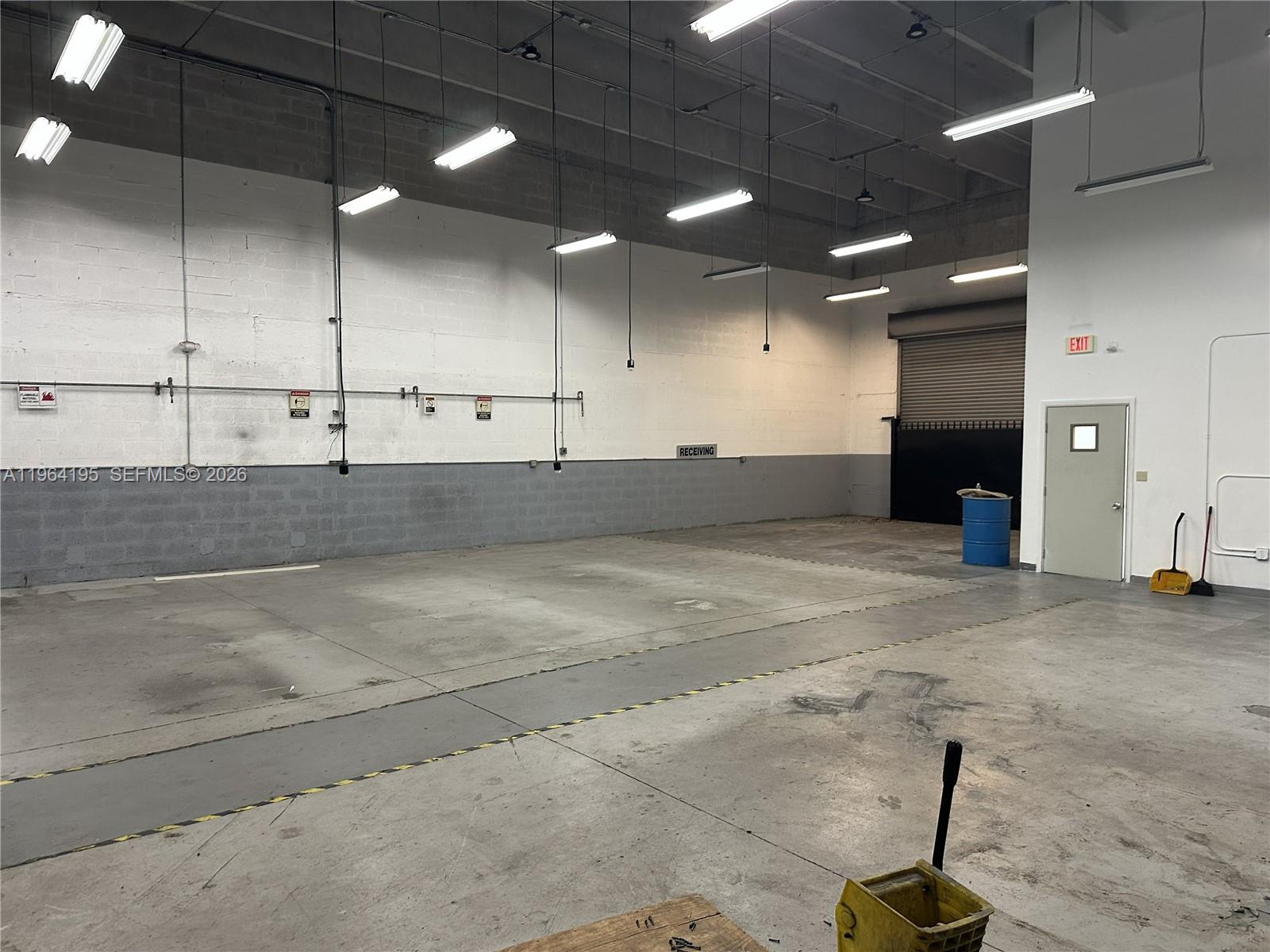 2330 NW 102nd Ave # 4 Unit: Bay 4