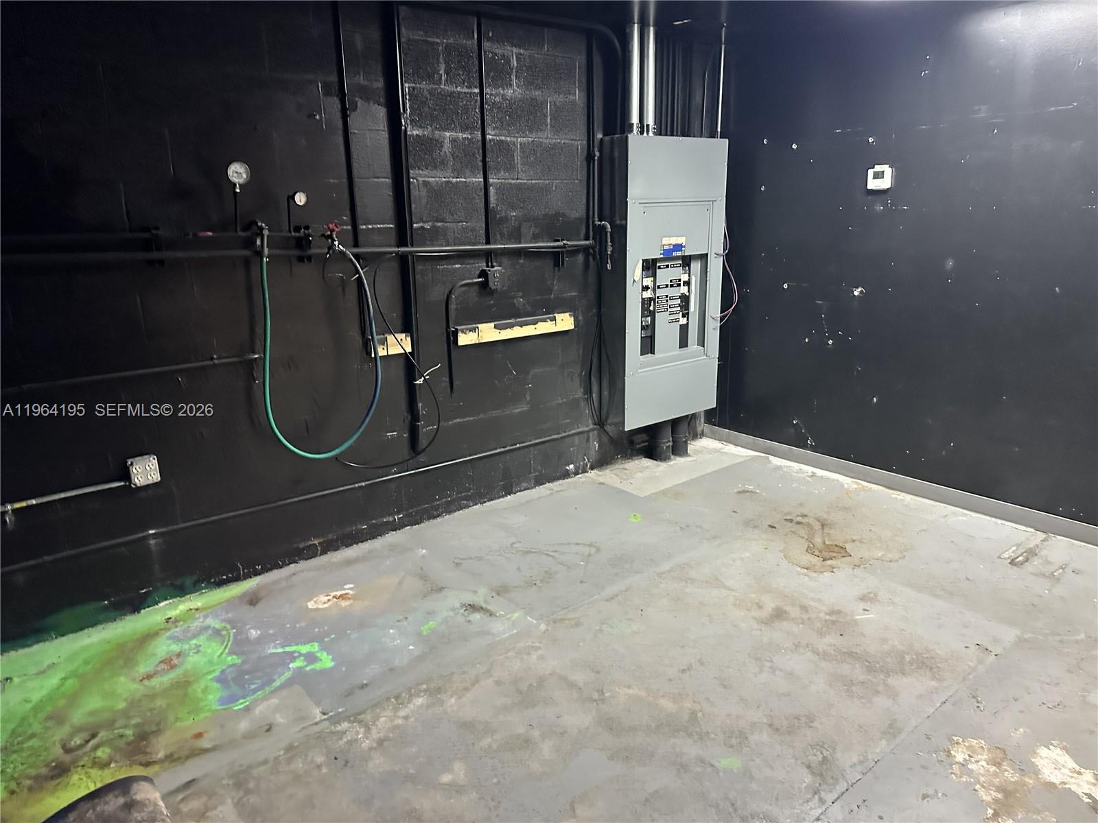 2330 NW 102nd Ave # 4 Unit: Bay 4