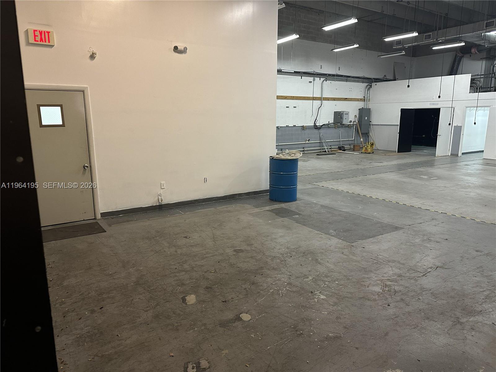 2330 NW 102nd Ave # 4 Unit: Bay 4