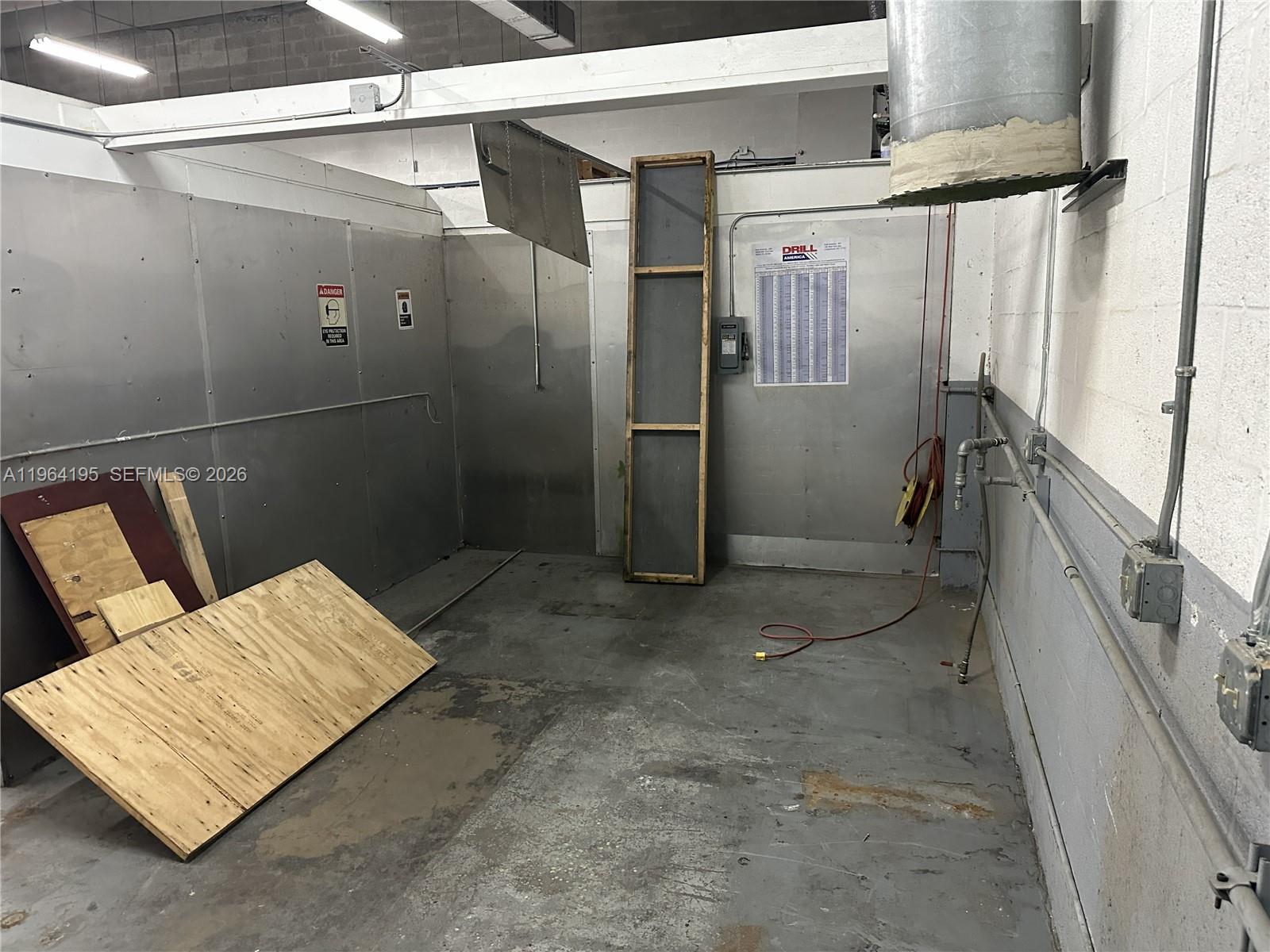 2330 NW 102nd Ave # 4 Unit: Bay 4