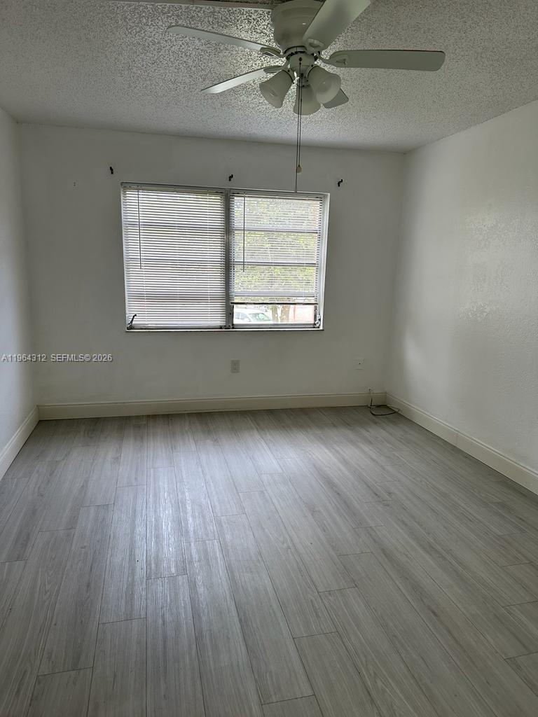 13701 Kendale Lakes Cir # 211 Unit: B-211