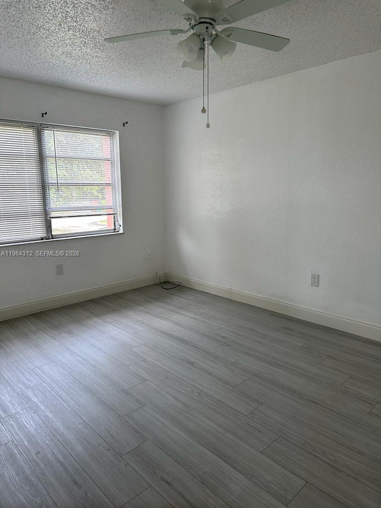 13701 Kendale Lakes Cir # 211 Unit: B-211
