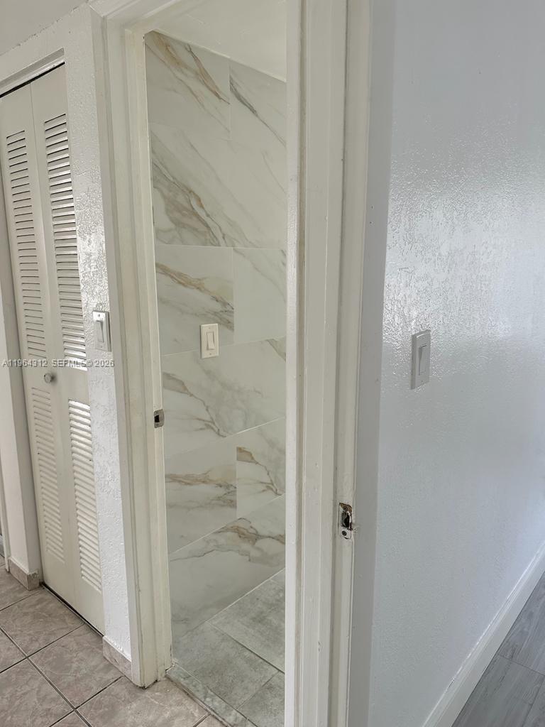 13701 Kendale Lakes Cir # 211 Unit: B-211
