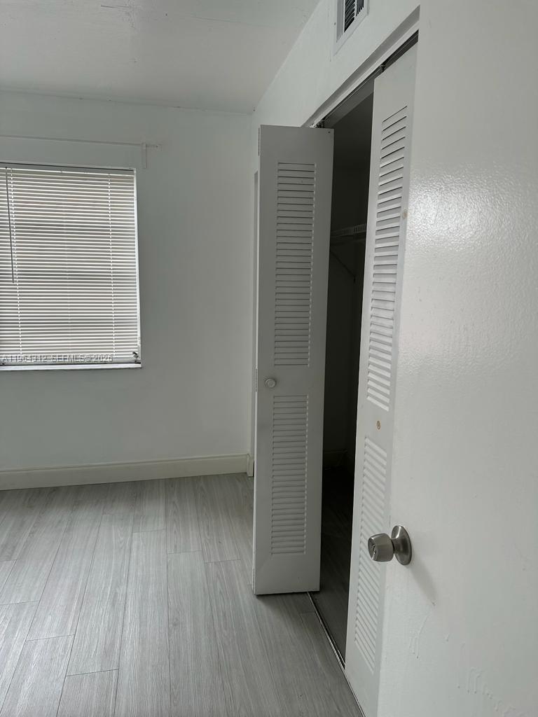 13701 Kendale Lakes Cir # 211 Unit: B-211