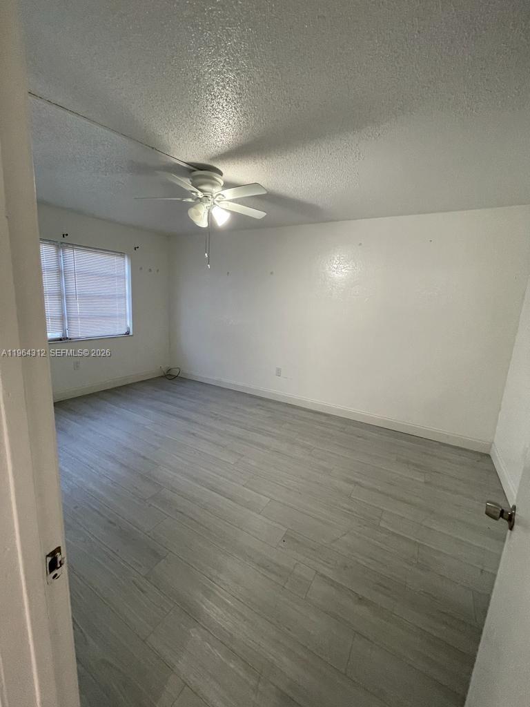 13701 Kendale Lakes Cir # 211 Unit: B-211
