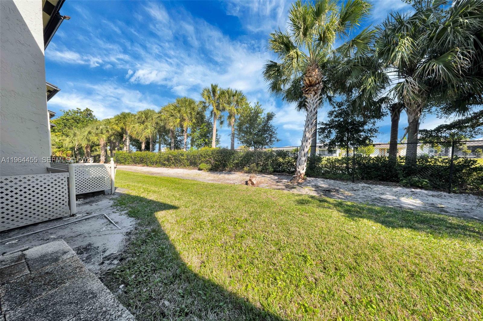 4040 Crystal Lake Dr # 105