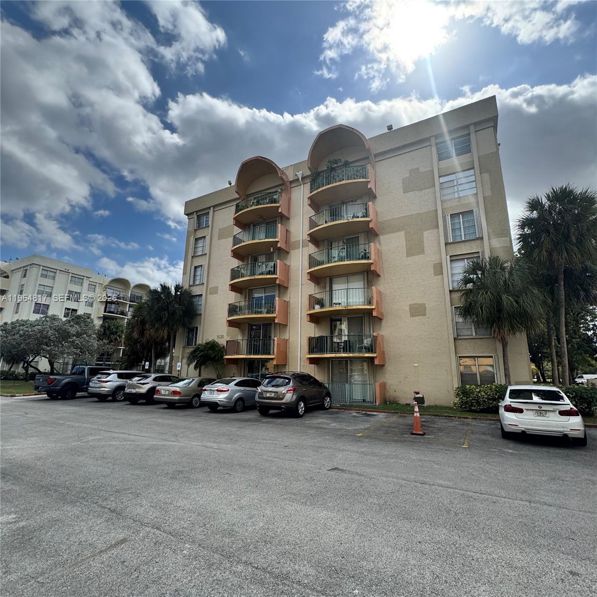 9320 Fontainebleau Blvd # 211