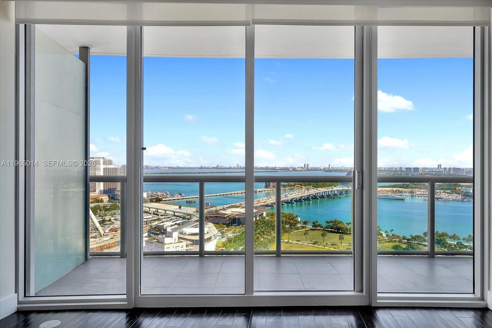 888 Biscayne Blvd # 3111