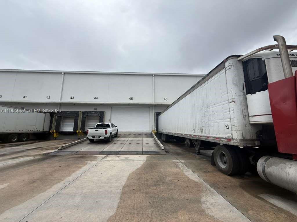 11401 NW 134th St # 106 Unit: 104-106