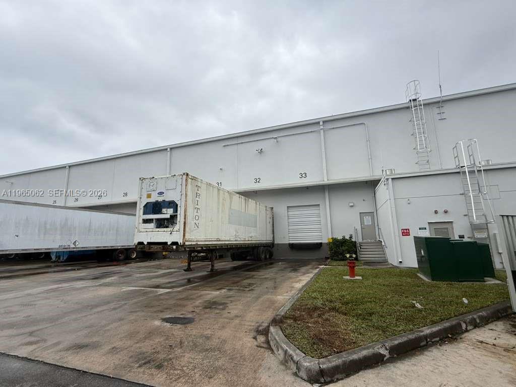 11401 NW 134th St # 106 Unit: 104-106