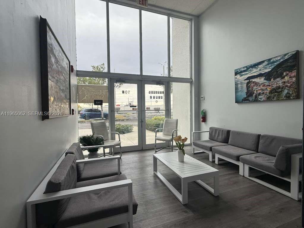 11401 NW 134th St # 106 Unit: 104-106