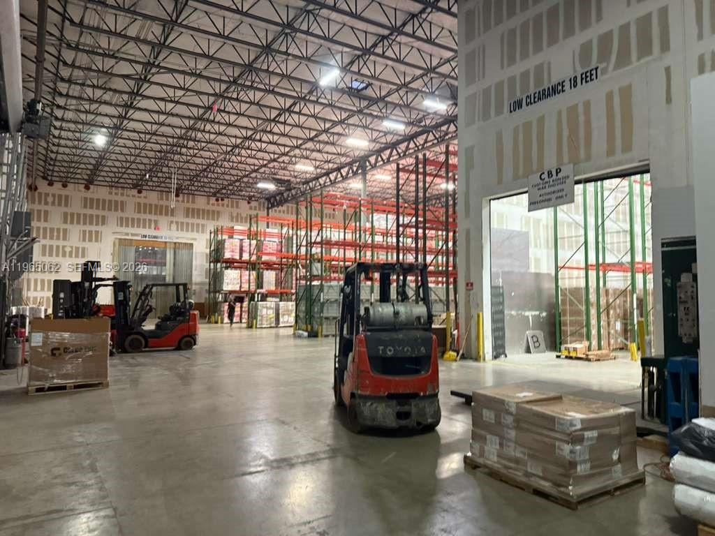 11401 NW 134th St # 106 Unit: 104-106