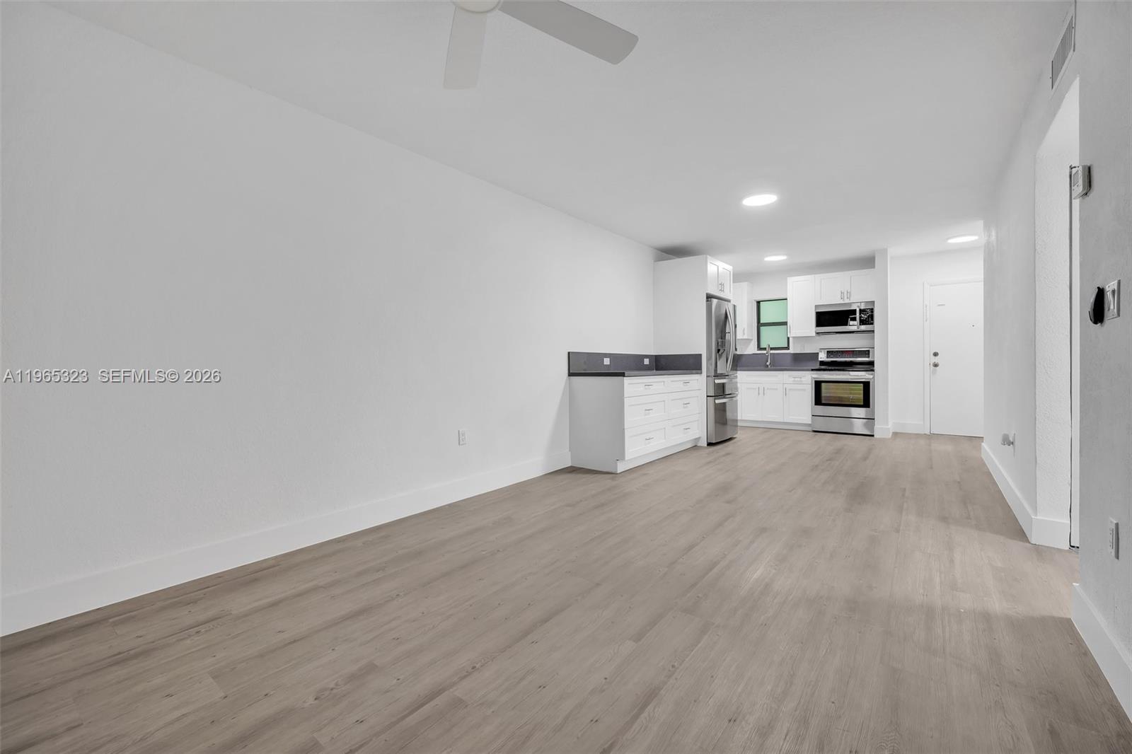 1530 SW 2nd St # 301