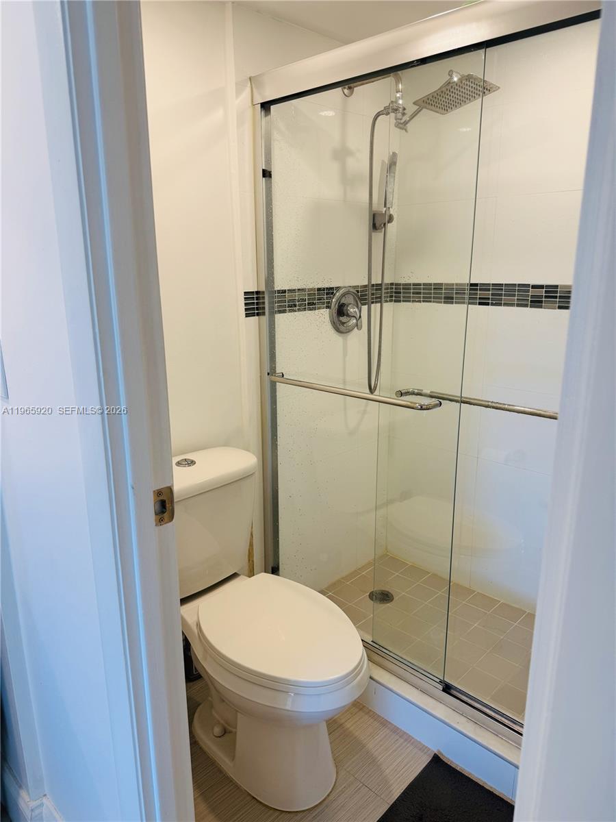 20335 W Country Club Dr # 608