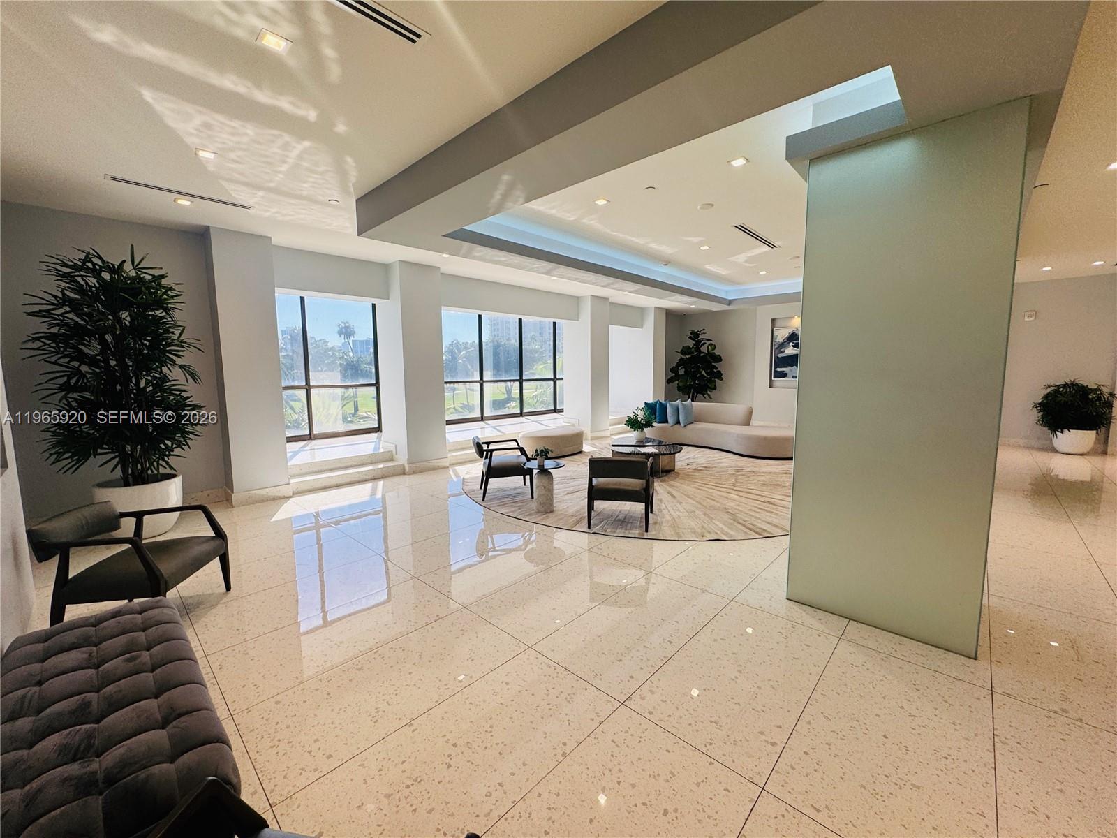 20335 W Country Club Dr # 608