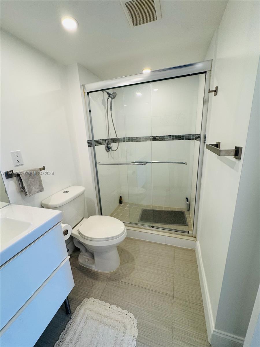 20335 W Country Club Dr # 608