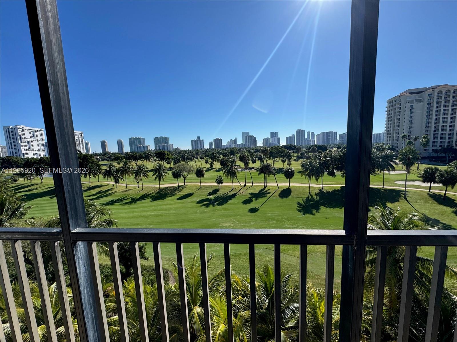 20335 W Country Club Dr # 608